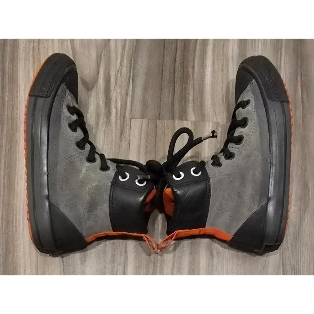 Boys Converse Chuck Taylor All Star Asphalt Leather Boots size 12.5